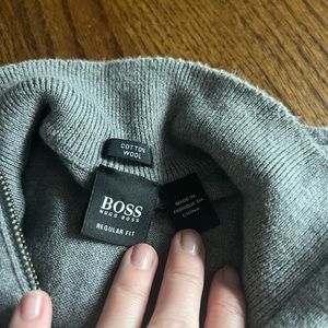 Hugo Boss Sweater - size M